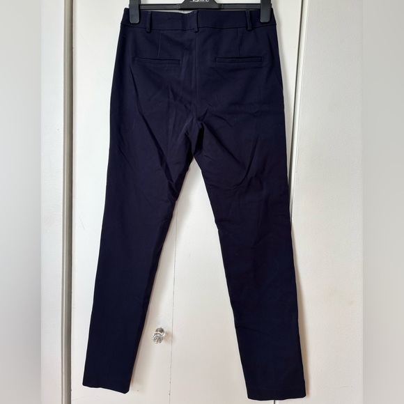 🎉4/30$🎉RW&CO Navy Stretch Trousers - Size 8 - Picture 4 of 5